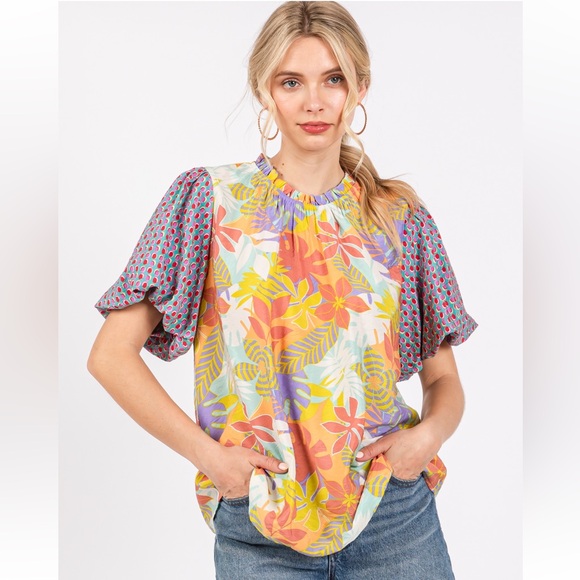 Contrast Floral Print Woven Blouse Top - Picture 2 of 6